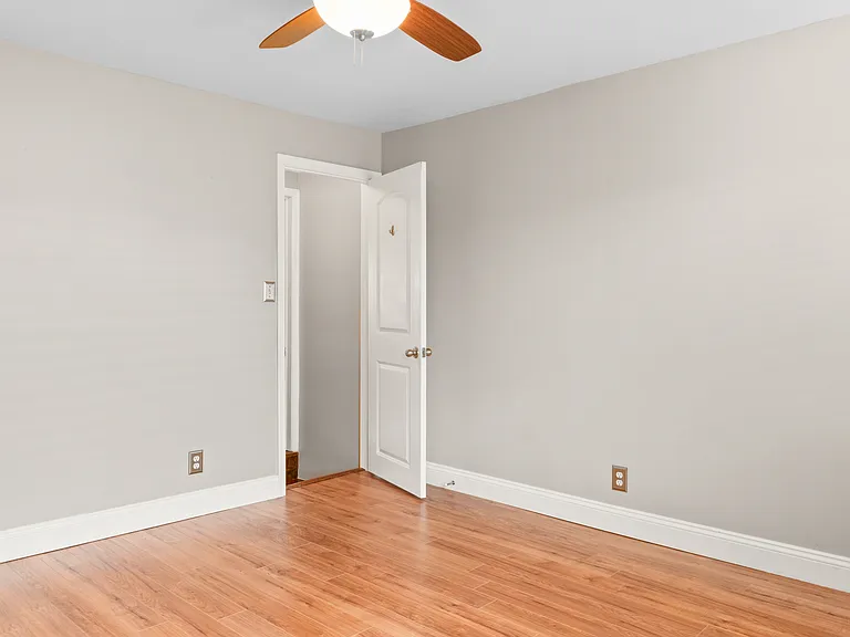 1524 E Clement St — Photo 20