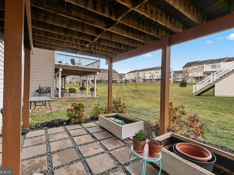 1280 Rannoch Ln — Photo 43