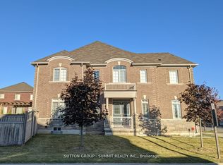 5456 Oscar Peterson Blvd, Mississauga, ON L5M0W2