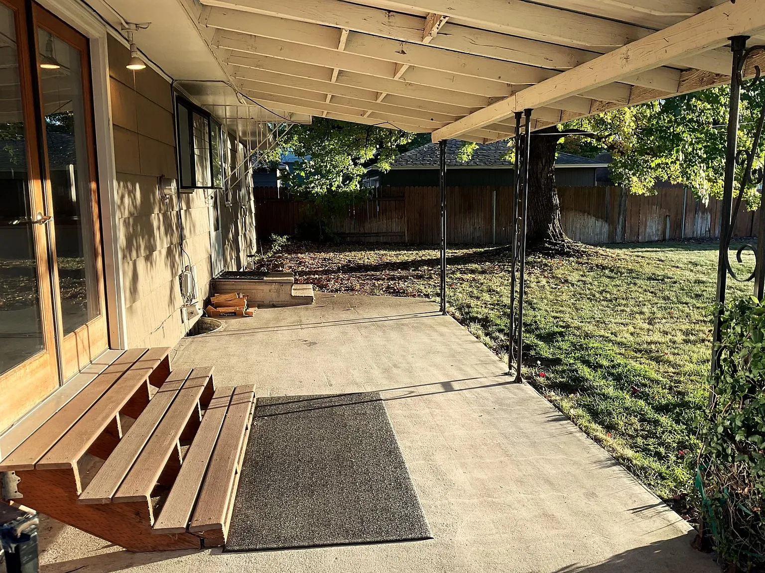 3 bed, 2450 sqft, $2,200 — Photo 3