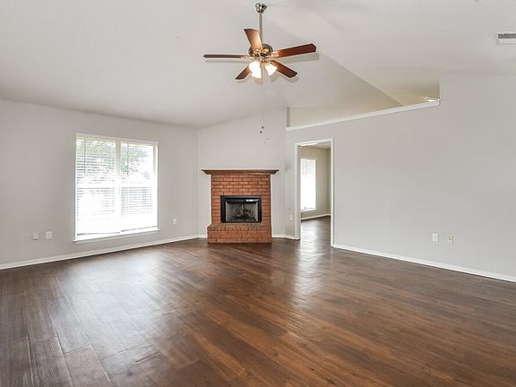 4th image of 9105 Belmont Dr