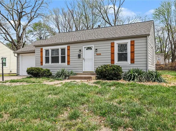 7725 Conser St, Overland Park, KS 66204