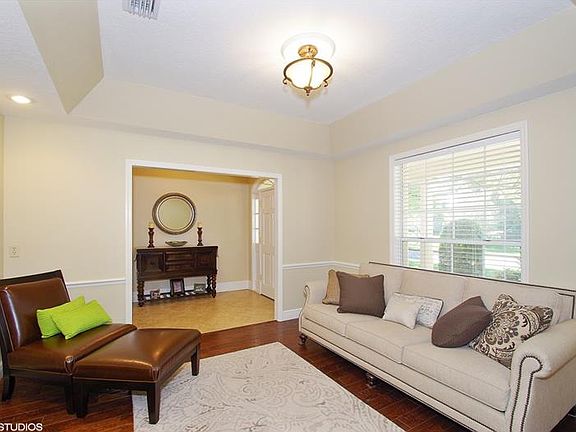 3rd image of 1309 Temple Grove Ct