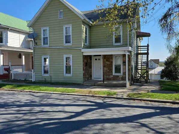 523 Center St, 523 Center St #1, Chambersburg, PA 17201