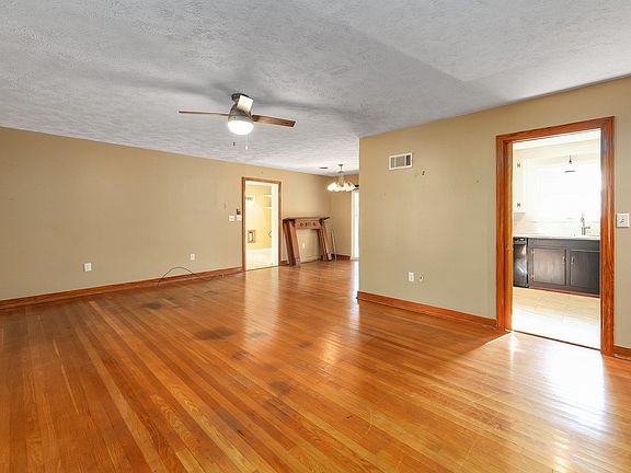 5th image of 308 Bolivar Hwy