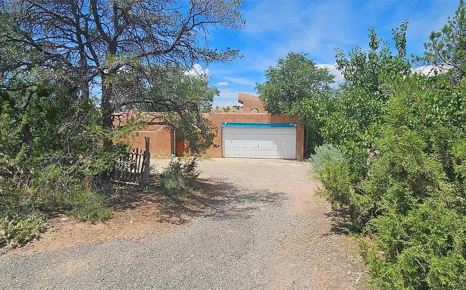 2nd image of 708 Juniper Dr