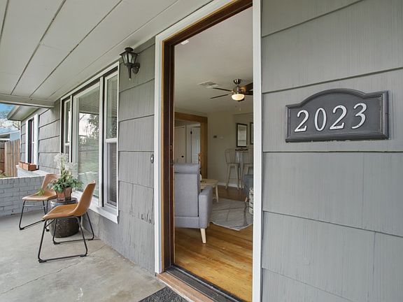2nd image of 2023 N Lake Dr