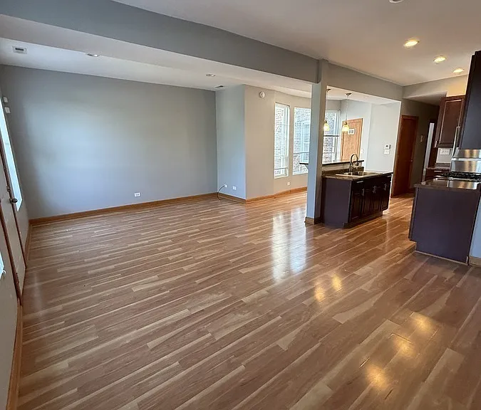 4030 S Indiana Ave #3 — Photo 7