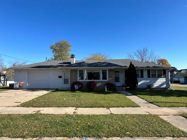 2100 14th St, Menominee, MI 49858