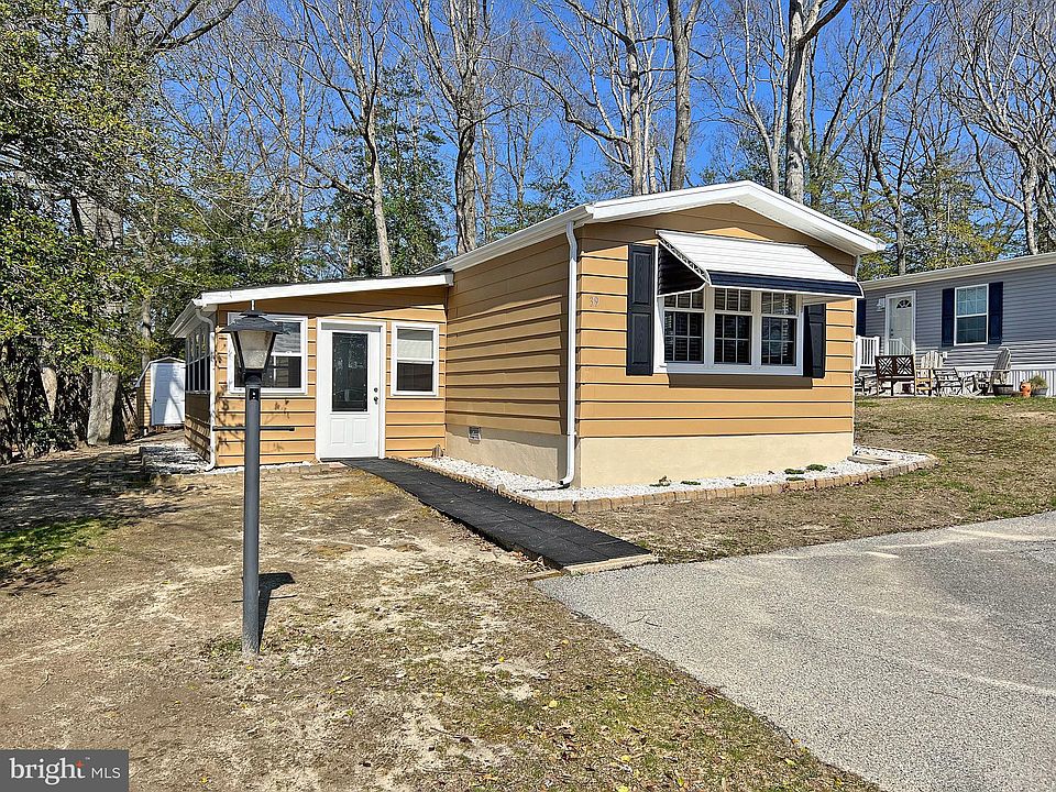 1st image of 39 Branchwood Dr Unit B-7