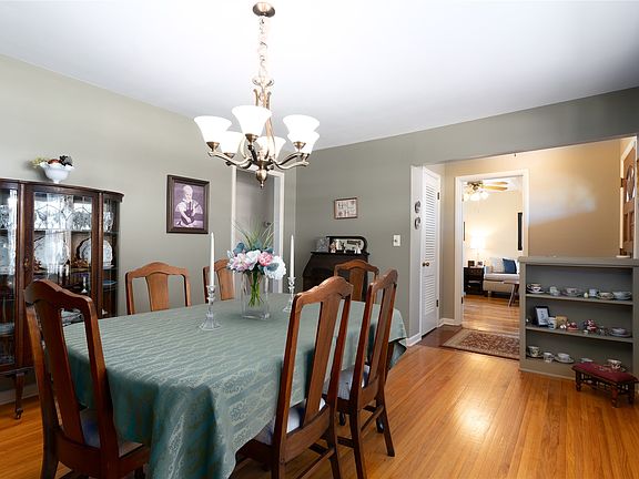 3rd image of 5428 E 24th St