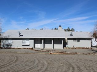 3480 Avenal Rd, Phelan, CA 92371