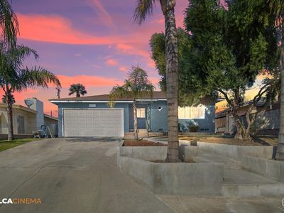 2208 E Avondale Dr, Bakersfield, CA, 93306