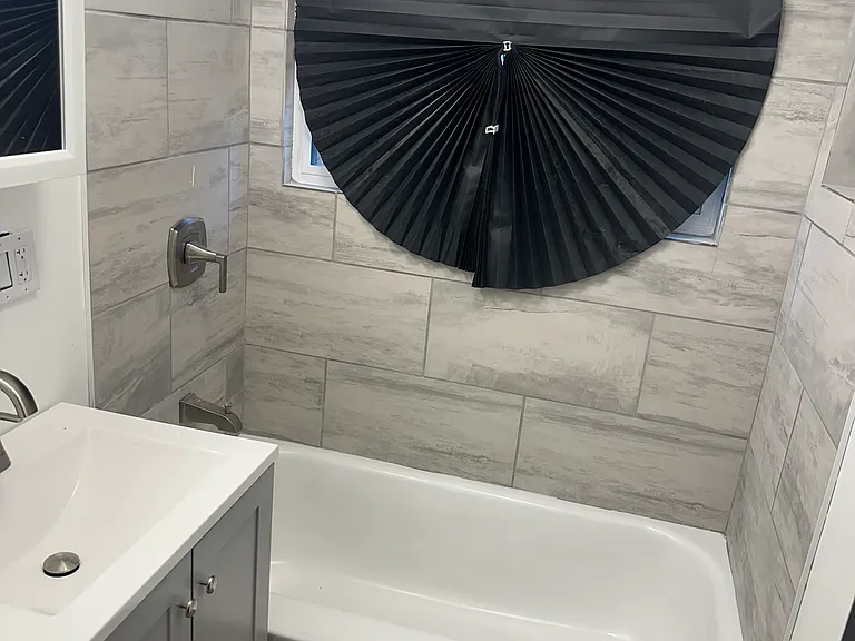9260 S Halsted St #2E — Photo 1
