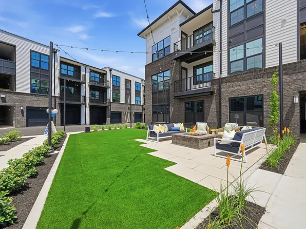 Wilshire Apartments