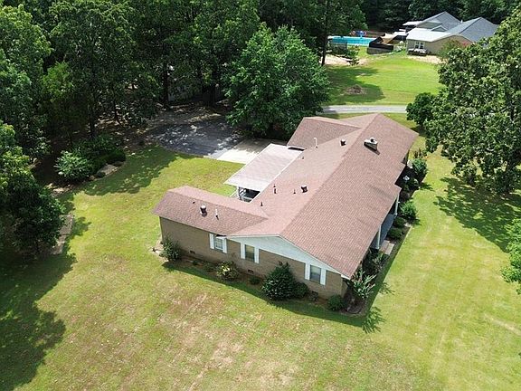 3rd image of 113 Pine Knot Rd