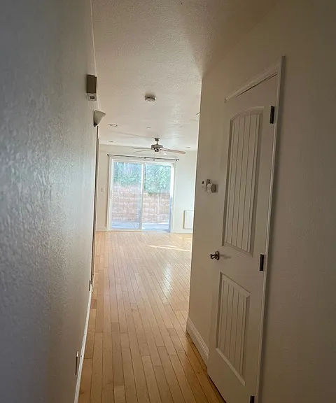 1040 La Costa Ln — Photo 8