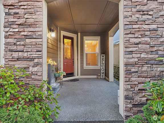 4th image of 4117 Jude Court NE