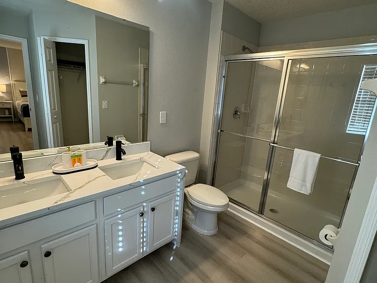 470 Las Fuentes Dr — Photo 9