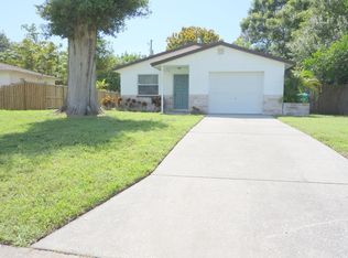 8952 Narcissus Ave, Seminole, FL 33777