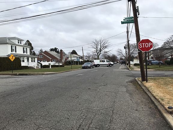 5th image of 33 Sherman Ave