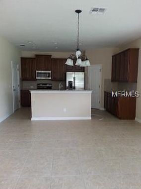 3rd image of 13806 Pickett Reserve Ct