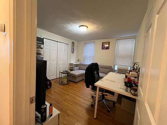 4th image of 73 River St APT 3C