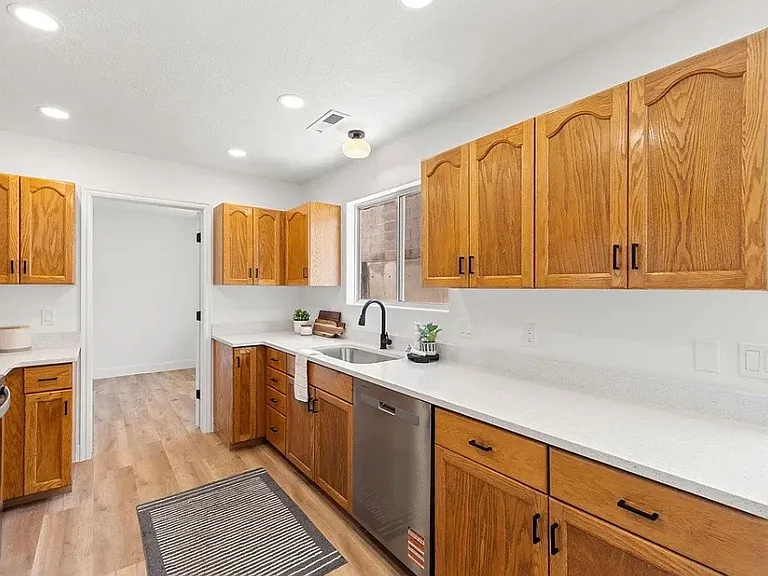 1178 N 1340 West Cir — Photo 10