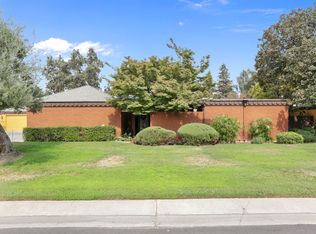 3010 W Border Links Dr, Visalia, CA 93291