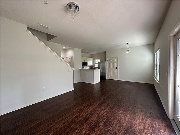 4th image of 3208 Oyster Ln