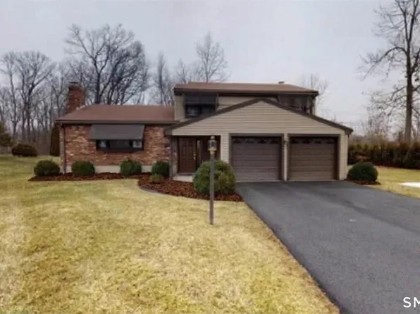 204 Willowcrest Drive, Windsor, CT 06095
