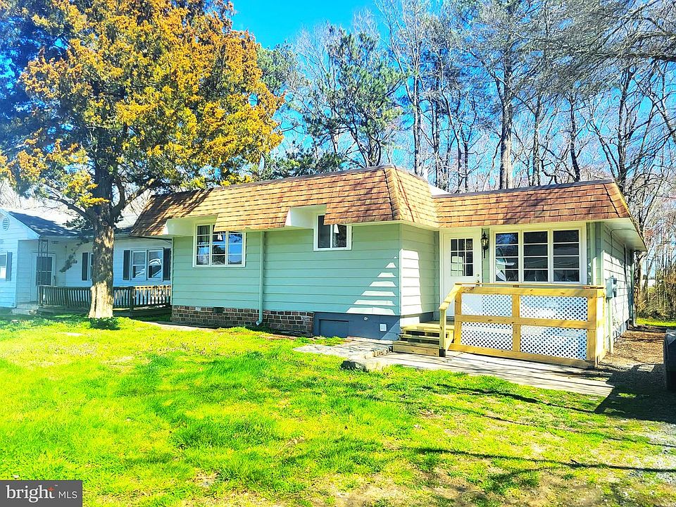 1st image of 12079 College Pl