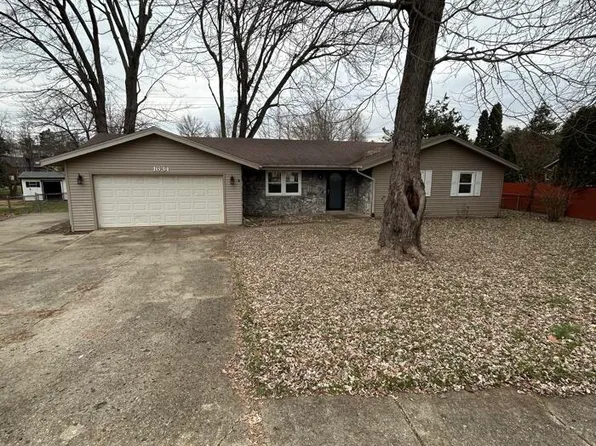 1634 Catalpa Dr, Radcliff, KY 40160