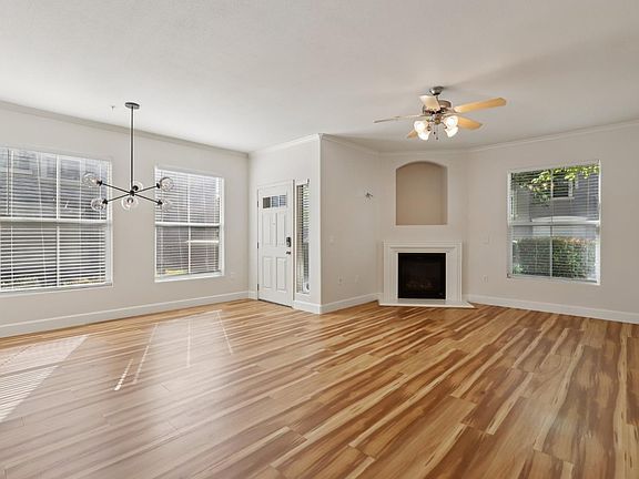 2nd image of 5547 Tares Cir