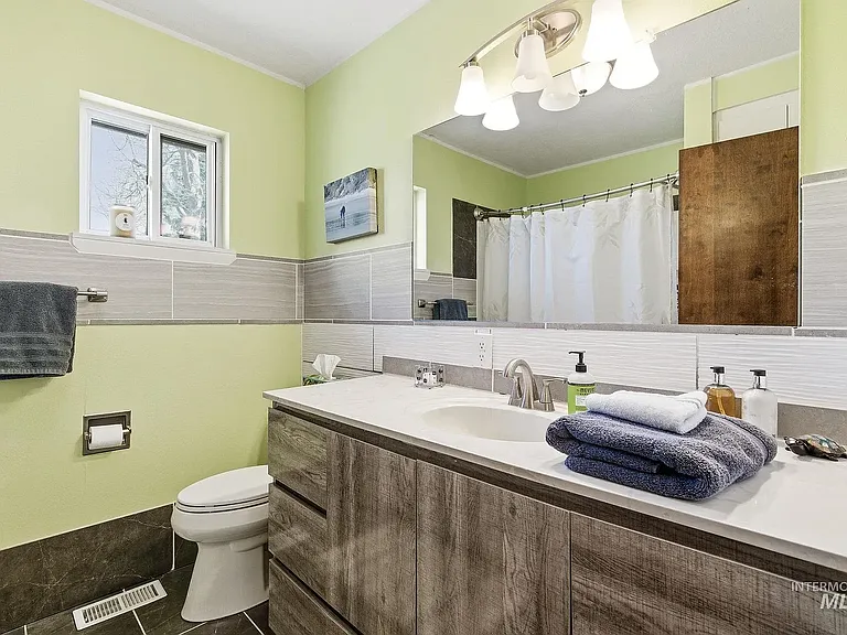 12055 W McMillan Rd — Photo 18
