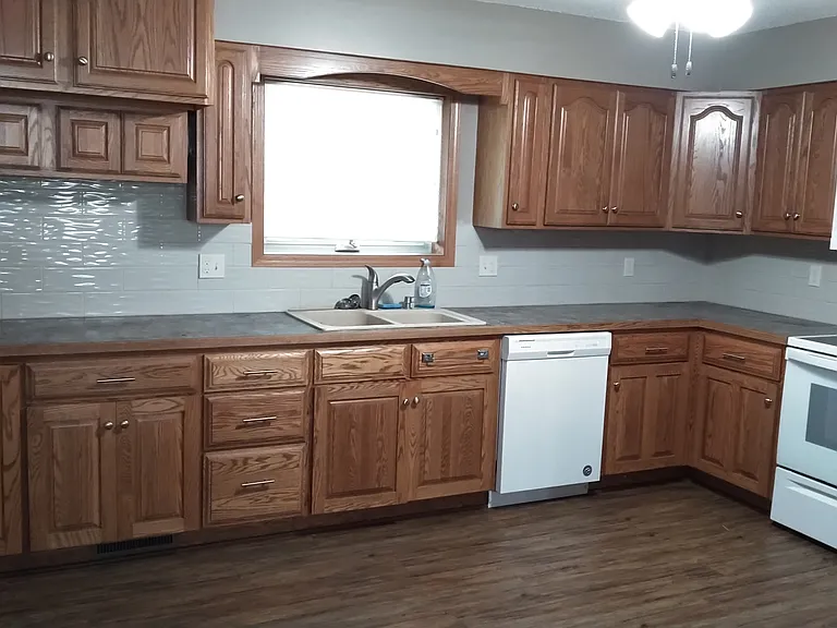 811 Maple St #3 — Photo 6