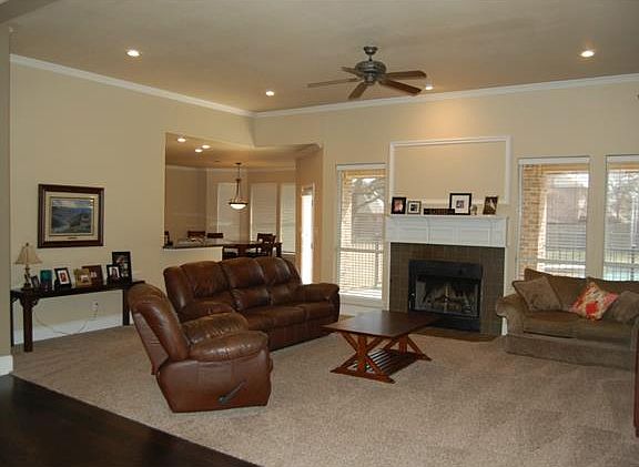 3rd image of 113 Palomino Ct