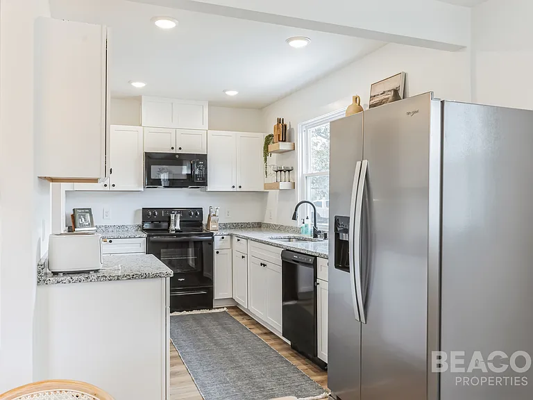 2113 Plaza Dr — Photo 7