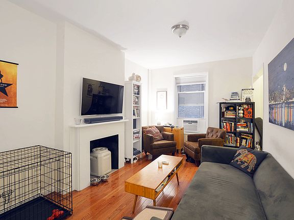 2nd image of 450 E 85th St APT 2W