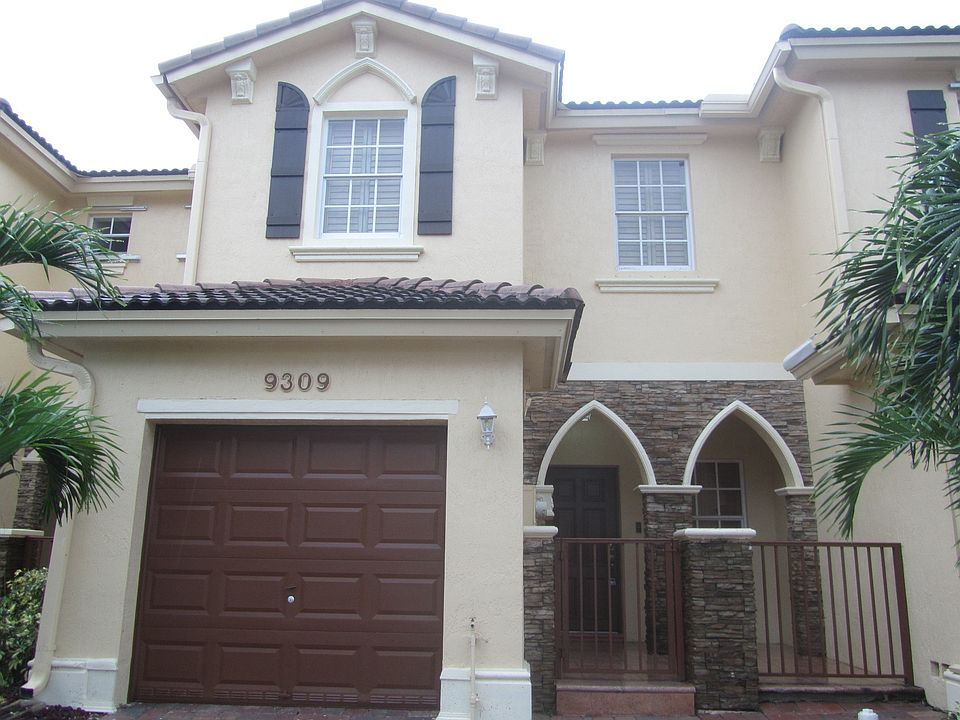 1st image of 9309 SW 221st St