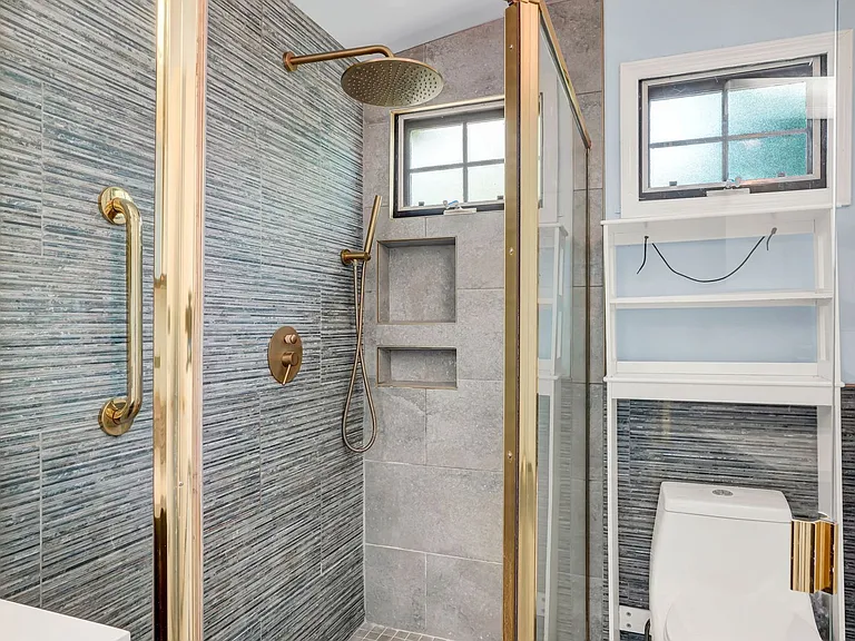 3596 Louis Rd — Photo 32