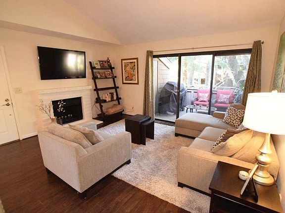 2nd image of 5688 Makati Cir