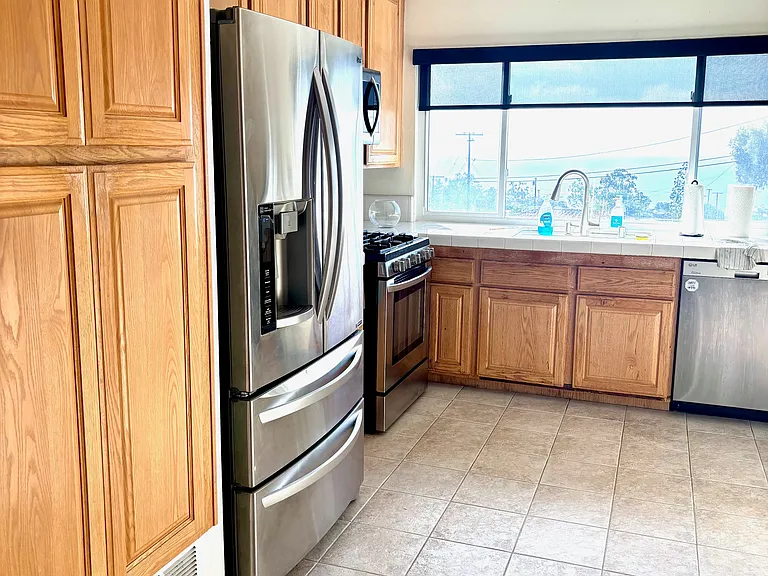 28130 Ambergate Dr — Photo 2