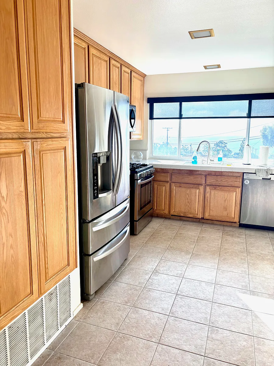 Building Photo - 28130 Ambergate Dr