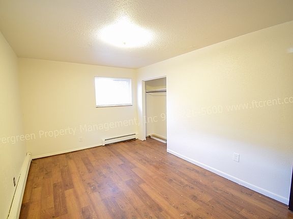 5th image of 915 James Ct APT 1