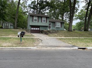 229 Danesmoor Rd, Holland, OH 43528