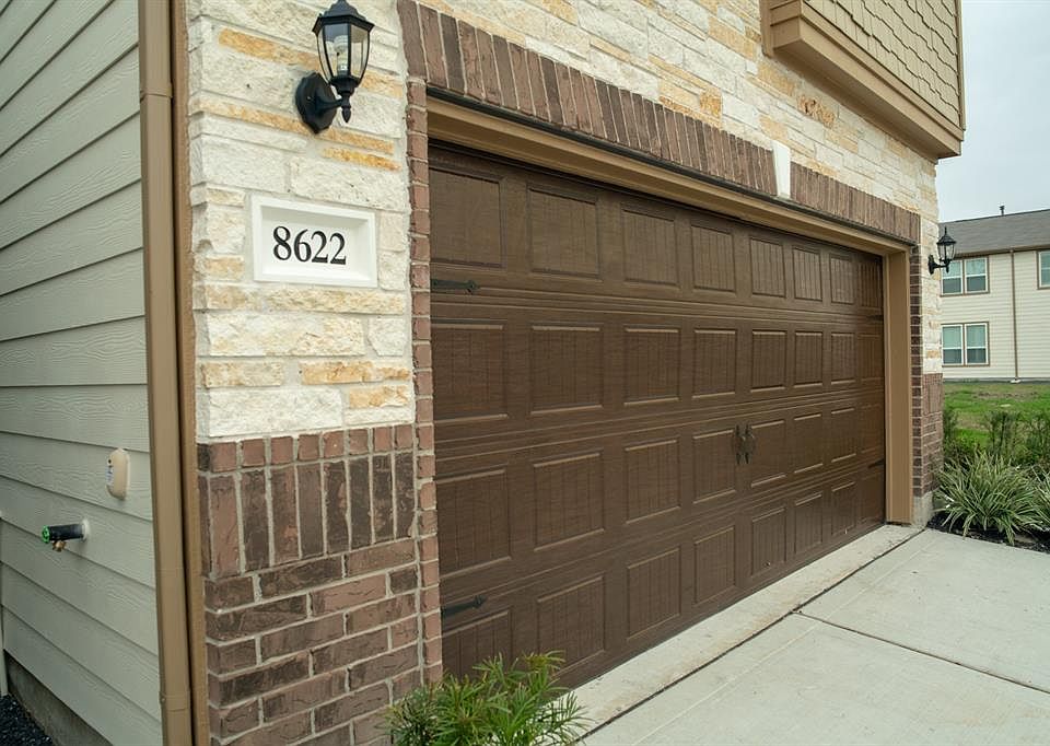 1st image of 8622 Cedar Plains Ln