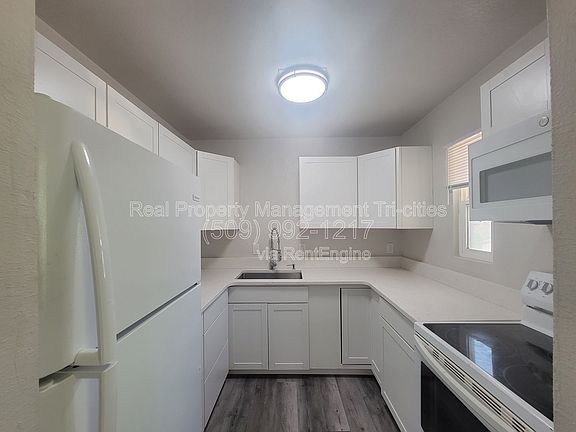 4th image of 1101 W Margaret St APT H
