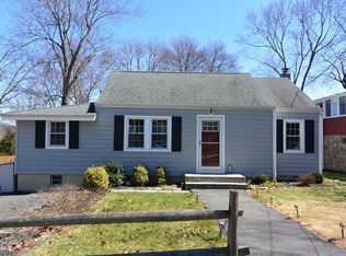 17 Lenape Ave, Rockaway, NJ 07866