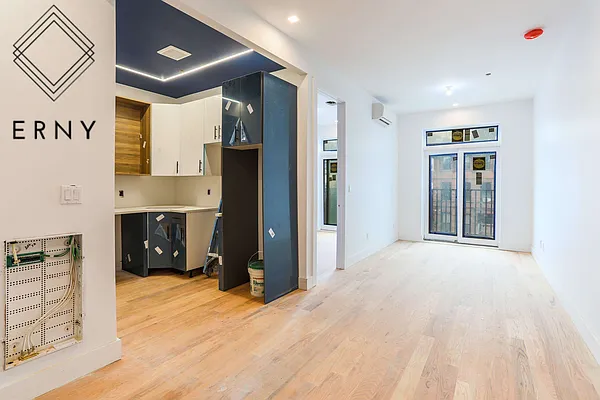 Rented by Commercial Capital Resources INC | media 19